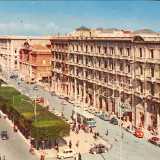 Tutto quindi ebbe inizio nel 1922 con un negozietto al civico 4 di via Roberto da Bari. Nel 1927 l�attivit� si spost� per� al piano terra di Palazzo Stoppelli, in corso Cavour n.40